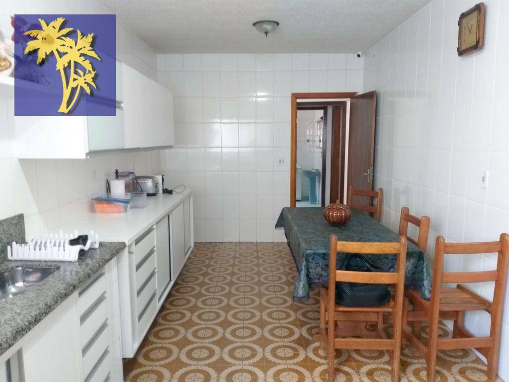 Casa à venda com 4 quartos, 120m² - Foto 4