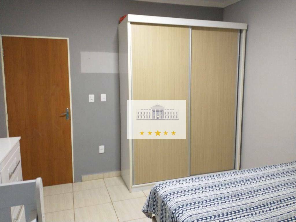 Casa à venda com 2 quartos, 120m² - Foto 9