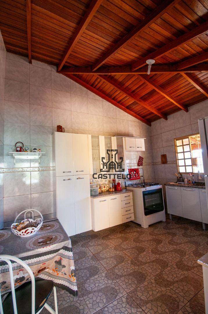 Casa à venda com 2 quartos, 87m² - Foto 15