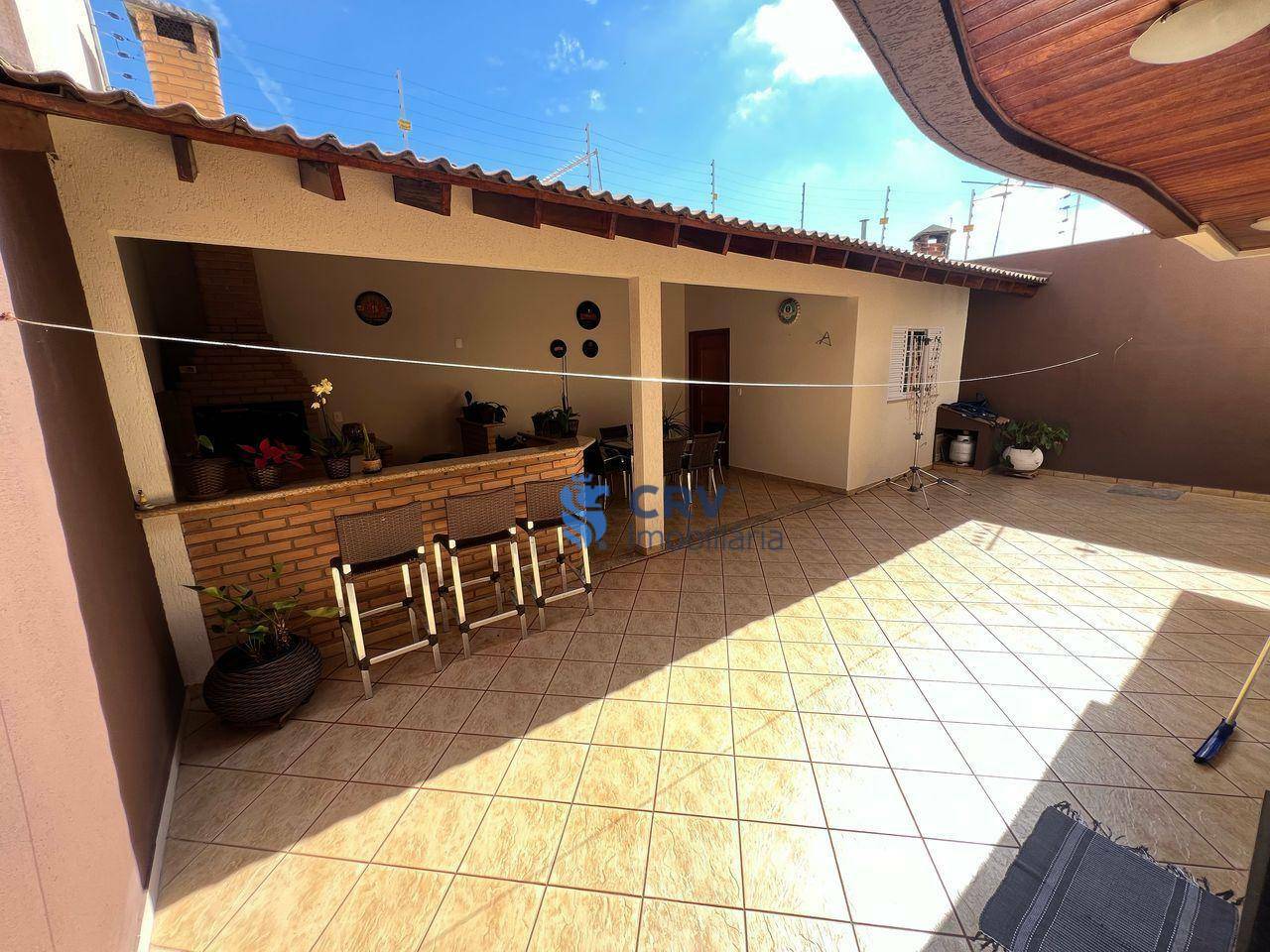 Casa à venda com 3 quartos, 220m² - Foto 24