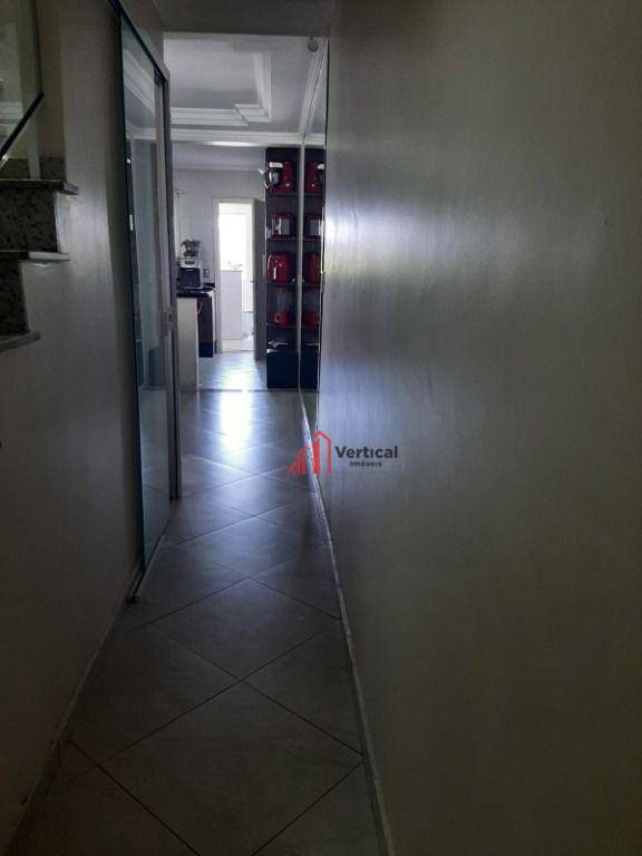 Casa à venda e aluguel com 3 quartos, 180m² - Foto 8