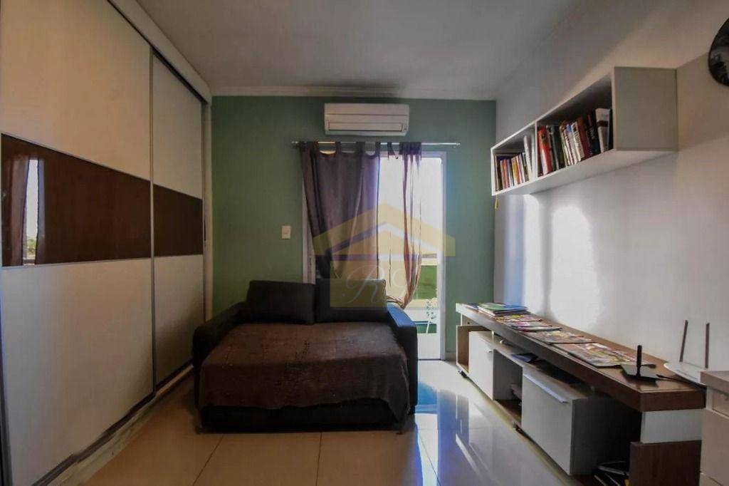 Sobrado à venda com 3 quartos, 200m² - Foto 14