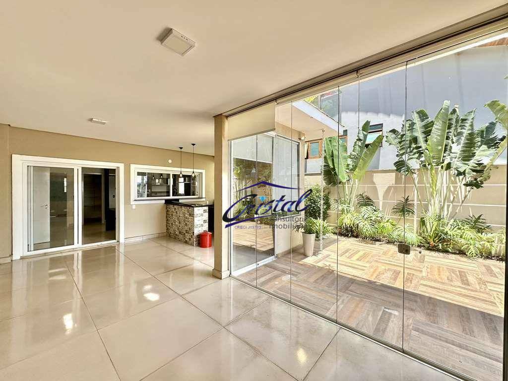Casa de Condomínio à venda e aluguel com 4 quartos, 358m² - Foto 17