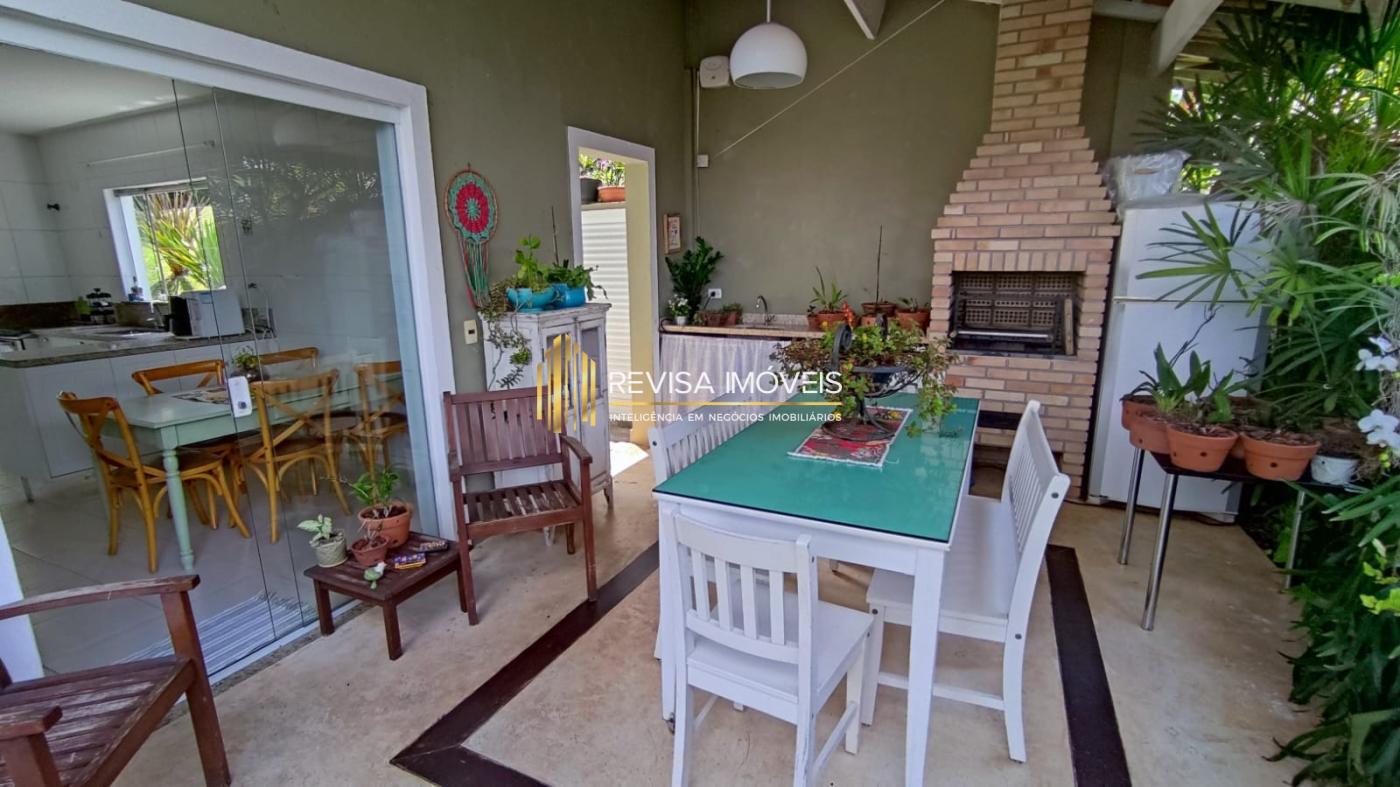 Casa para alugar com 4 quartos, 230m² - Foto 31