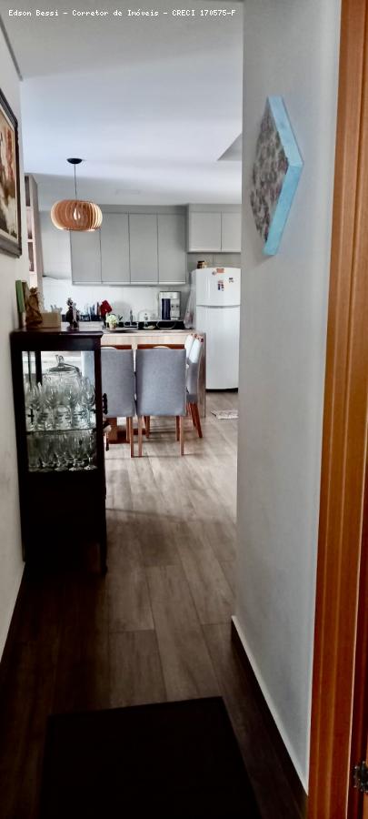 Apartamento à venda com 3 quartos, 104m² - Foto 14