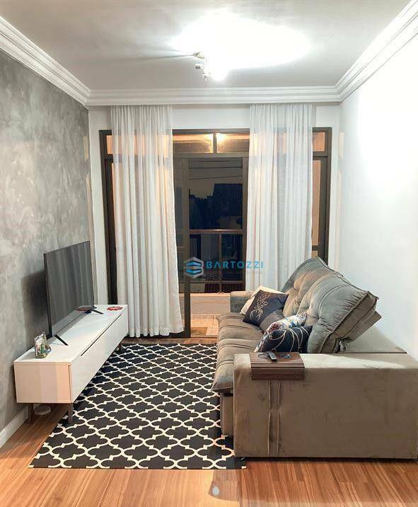 Apartamento à venda com 2 quartos, 72m² - Foto 1