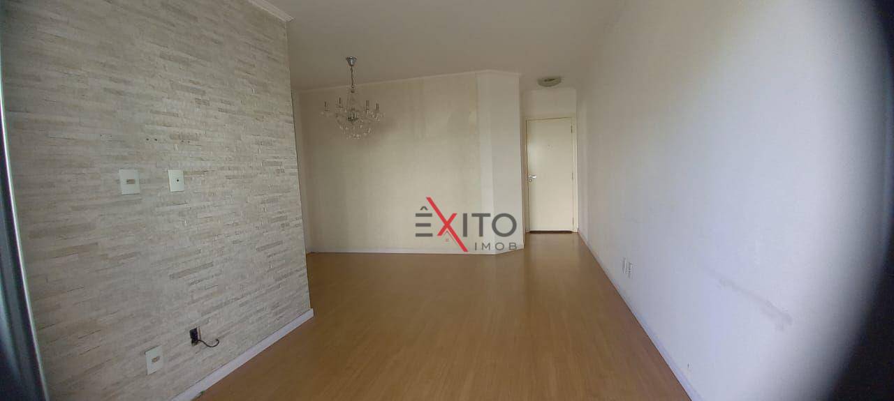 Apartamento à venda com 2 quartos, 66m² - Foto 3