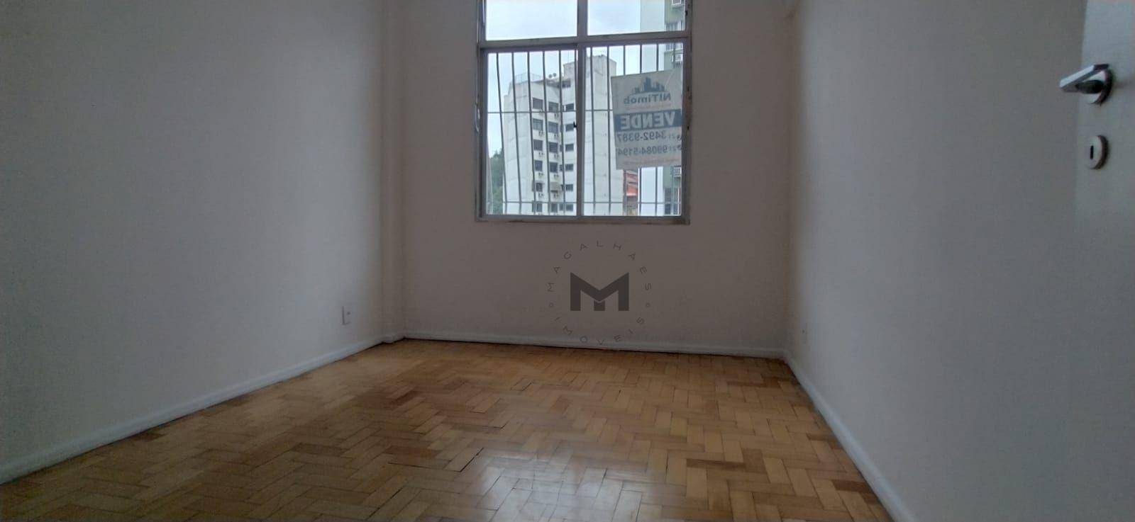 Apartamento à venda com 3 quartos, 98m² - Foto 8