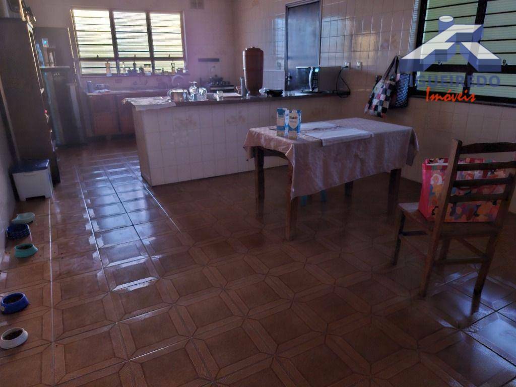 Sobrado à venda com 3 quartos, 130m² - Foto 4