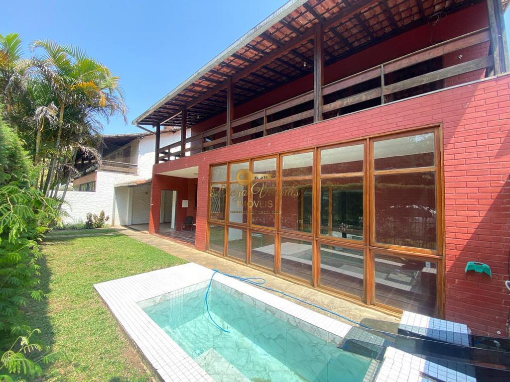 Casa de Condomínio à venda com 4 quartos, 300m² - Foto 1