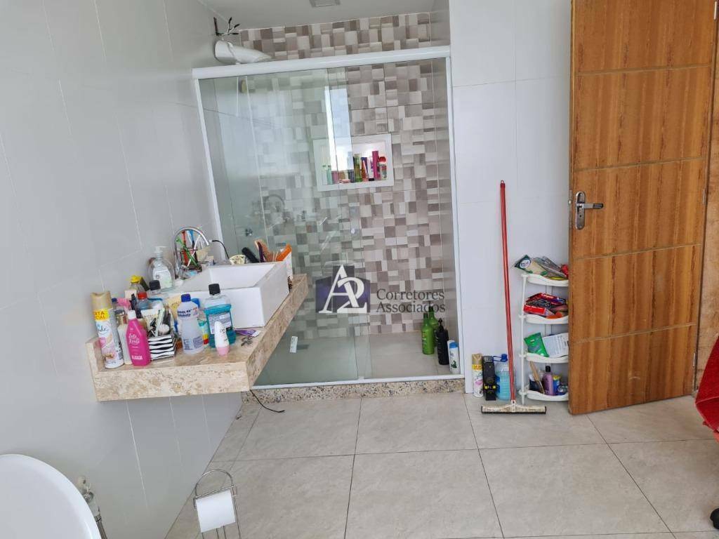 Casa à venda com 3 quartos, 215m² - Foto 25