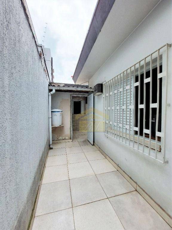 Casa à venda com 3 quartos, 160m² - Foto 17