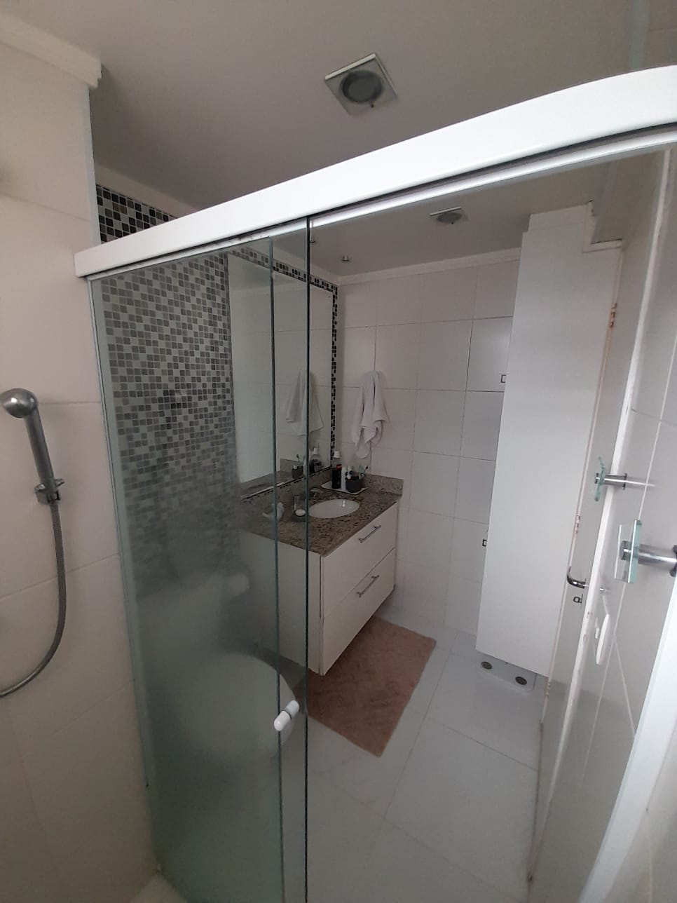 Apartamento à venda com 2 quartos, 67m² - Foto 15