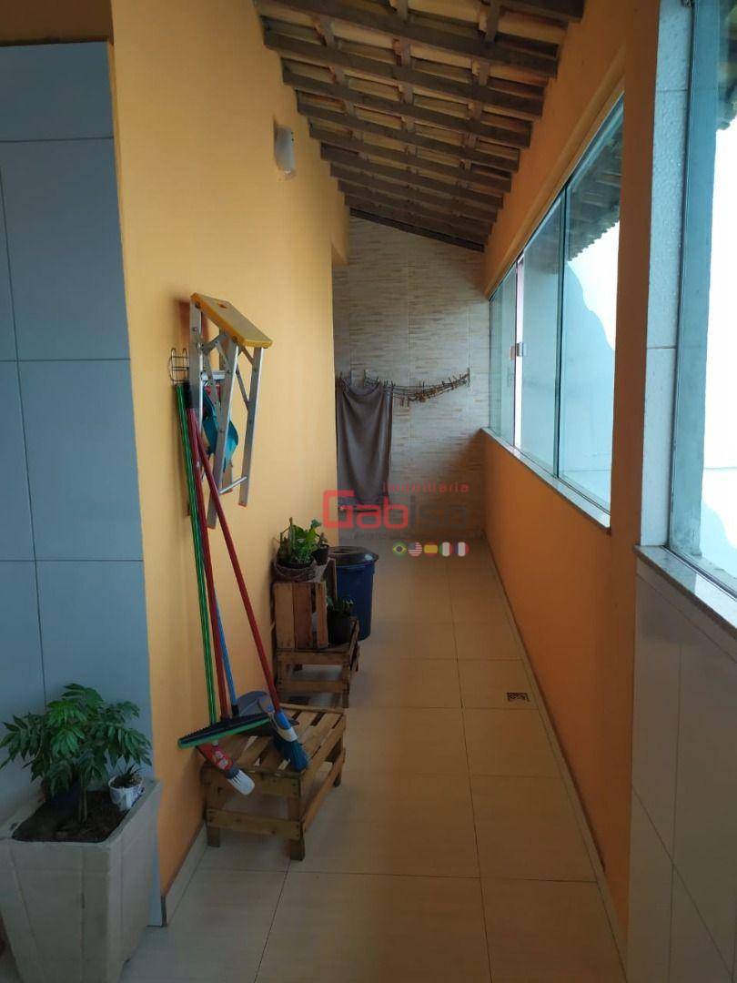 Casa à venda com 5 quartos, 220m² - Foto 24