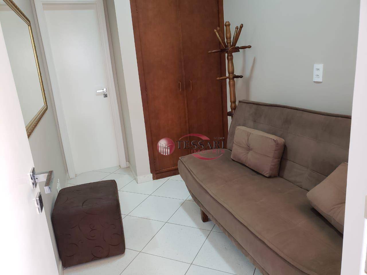 Apartamento à venda com 4 quartos, 236m² - Foto 8