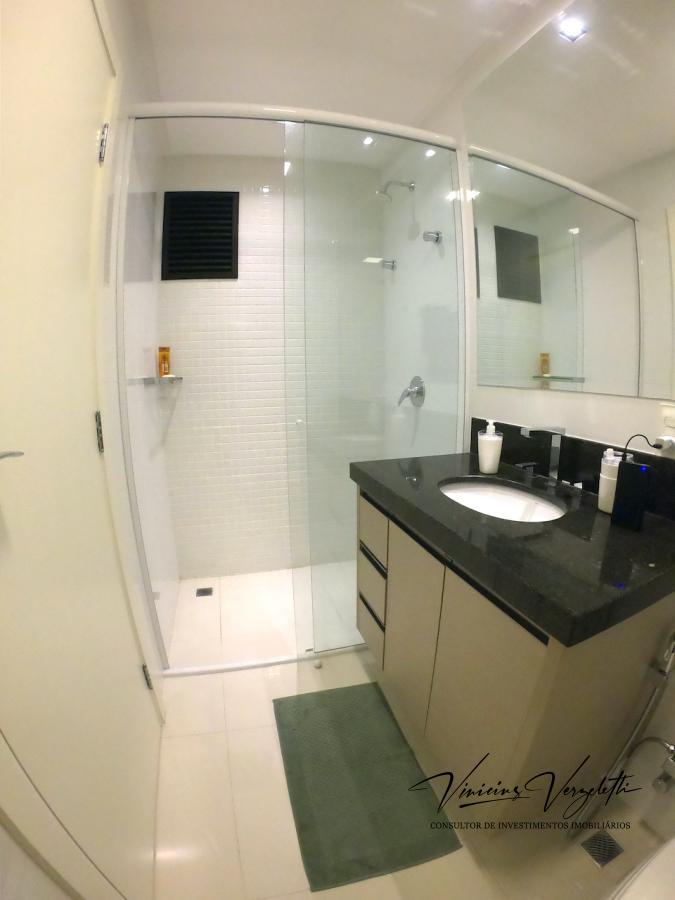 Apartamento à venda com 2 quartos, 77m² - Foto 32