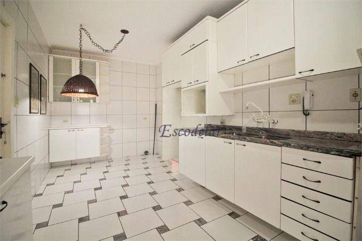 Apartamento à venda com 3 quartos, 180m² - Foto 2