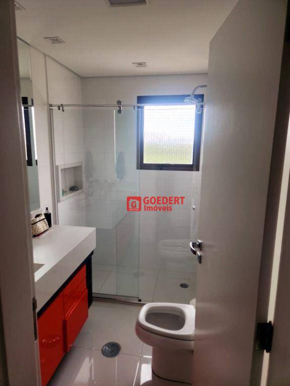 Apartamento para alugar com 4 quartos, 168m² - Foto 24