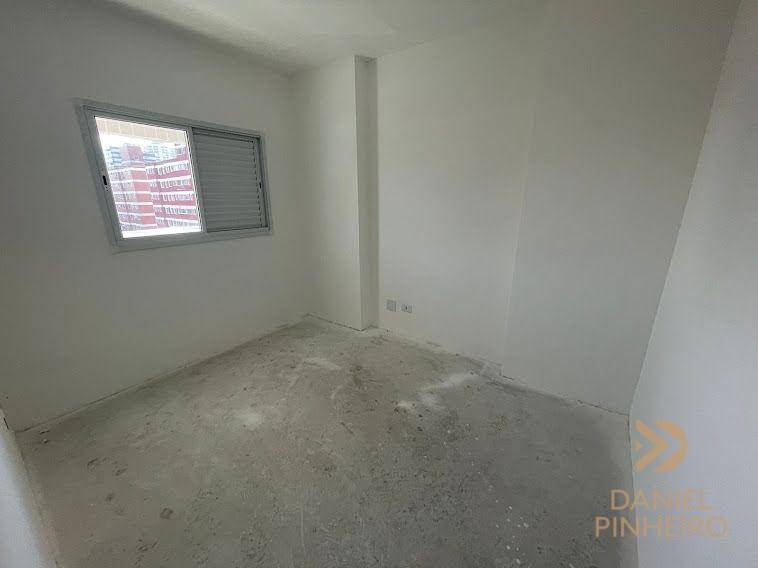 Apartamento à venda com 3 quartos, 117m² - Foto 14