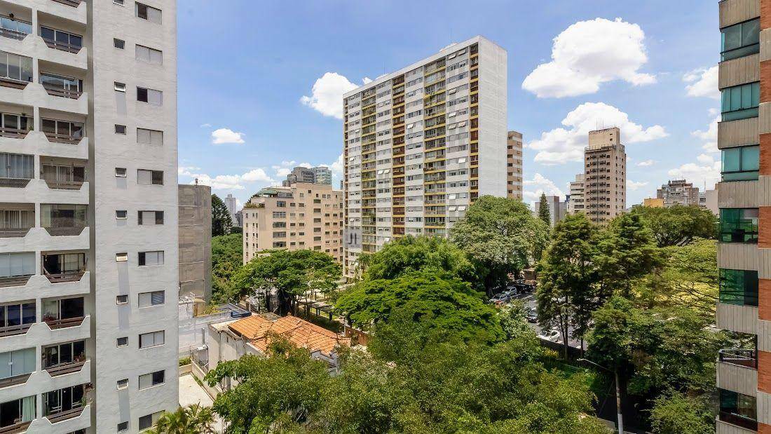 Apartamento à venda com 3 quartos, 212m² - Foto 47