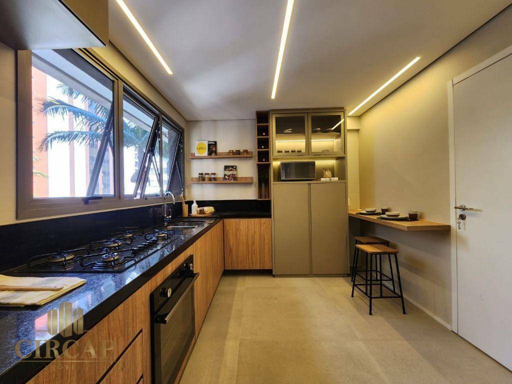 Apartamento à venda com 2 quartos, 143m² - Foto 7