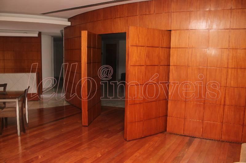 Apartamento para alugar com 4 quartos, 504m² - Foto 40