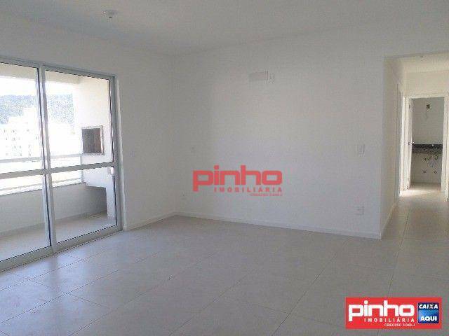 Apartamento à venda com 2 quartos, 68m² - Foto 4