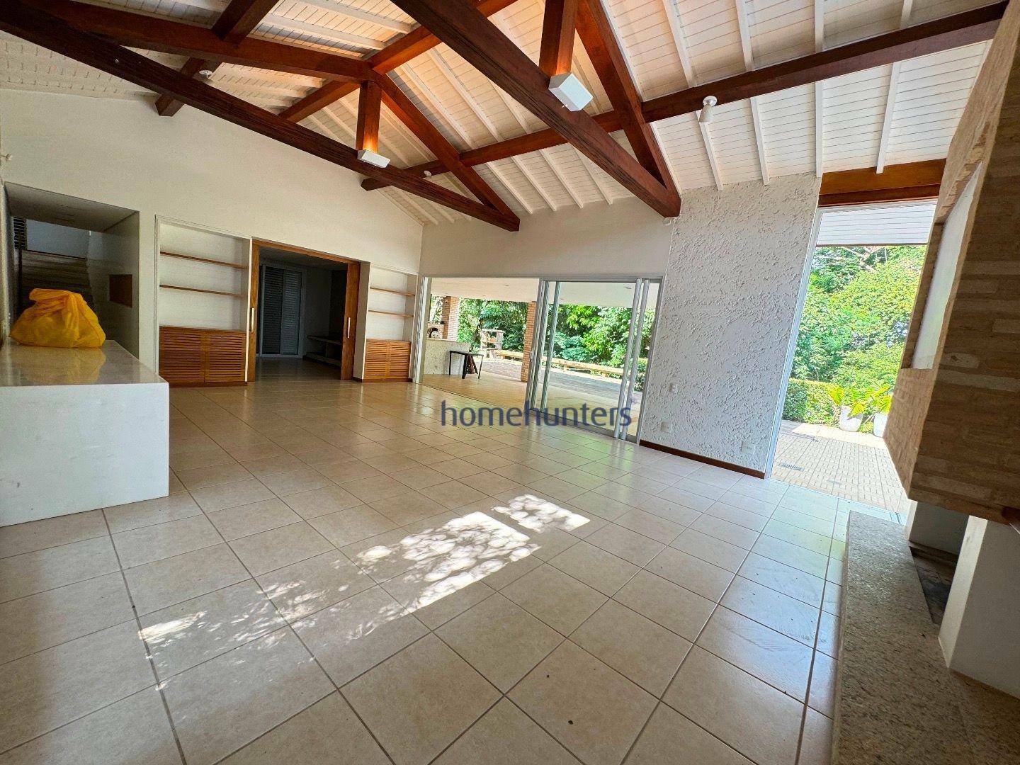 Casa para alugar com 4 quartos, 475m² - Foto 4