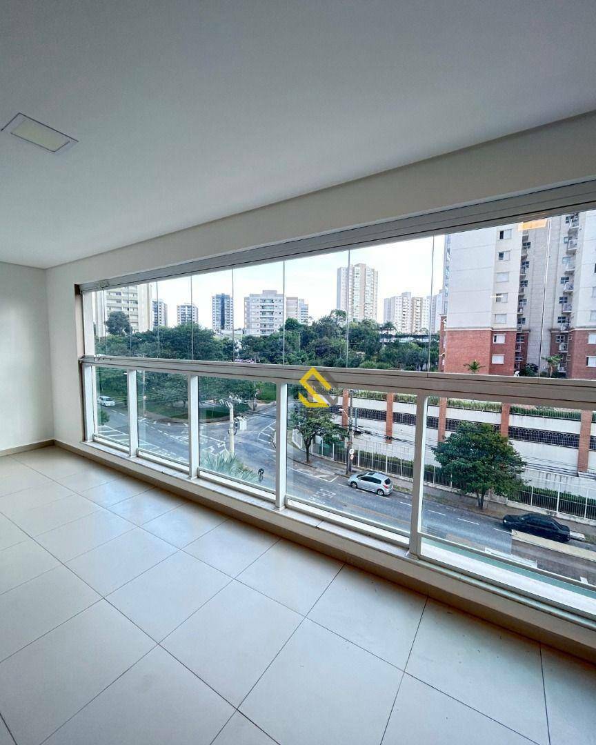 Apartamento à venda com 3 quartos, 155m² - Foto 4