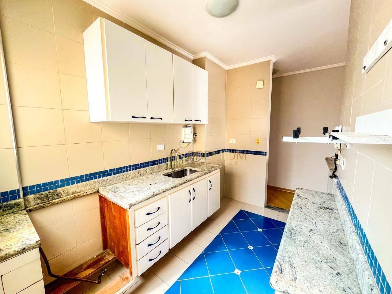 Apartamento à venda com 3 quartos, 79m² - Foto 5