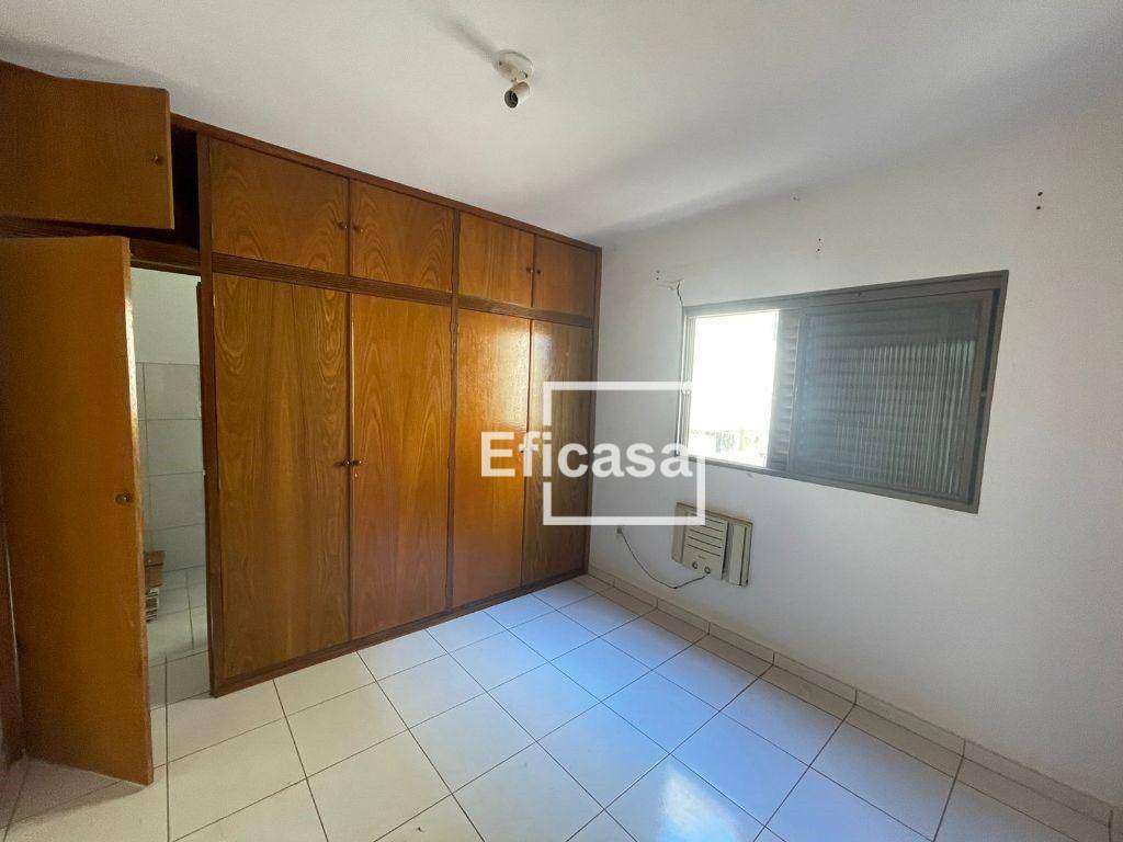 Apartamento à venda com 3 quartos, 80m² - Foto 3