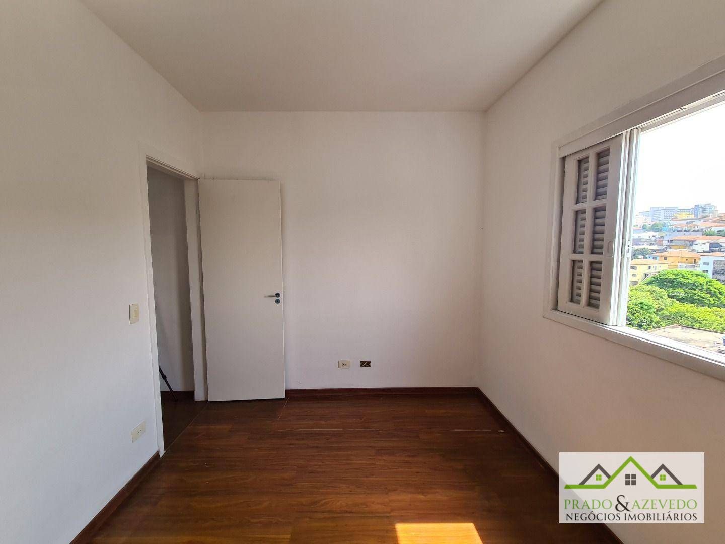 Casa para alugar com 3 quartos, 113m² - Foto 9