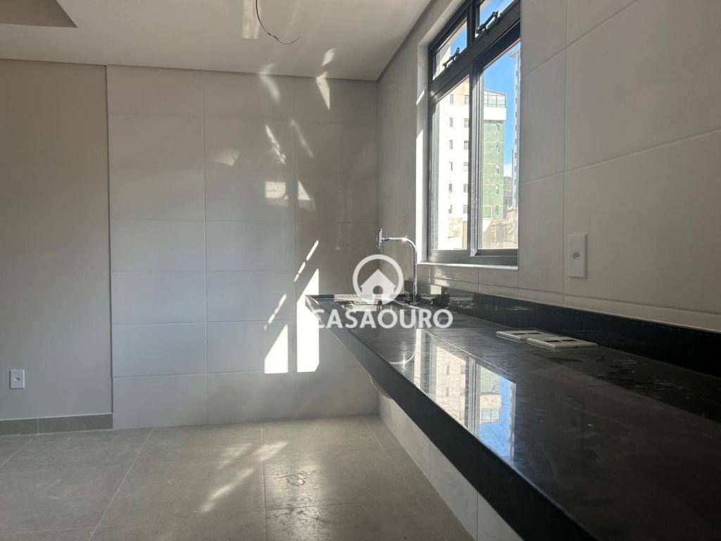 Apartamento à venda com 2 quartos, 64m² - Foto 12