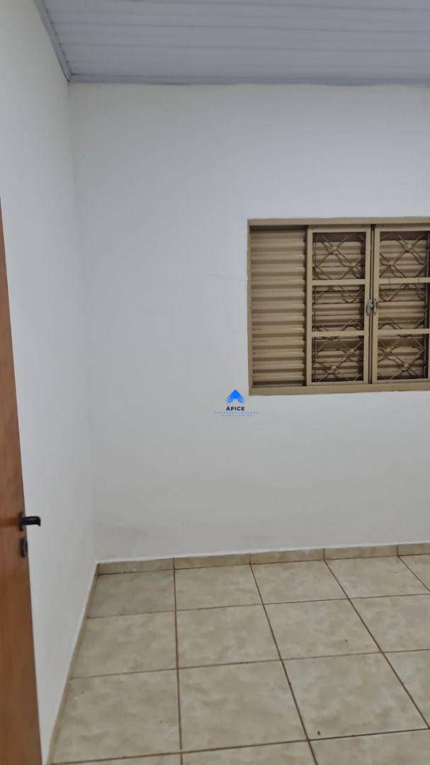 Casa para alugar com 3 quartos, 200M2 - Foto 21