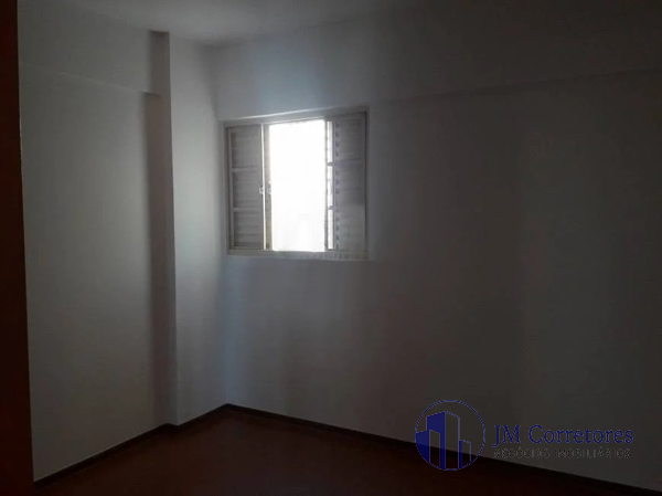 Apartamento à venda com 2 quartos, 64m² - Foto 25