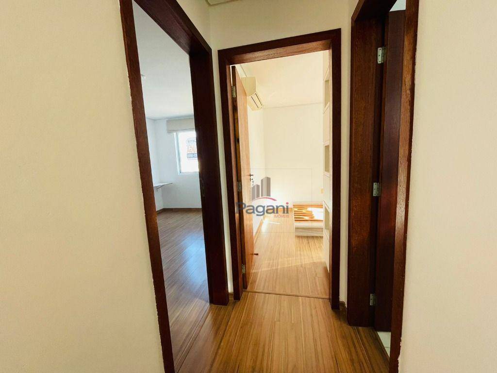 Apartamento para alugar com 2 quartos, 69m² - Foto 11