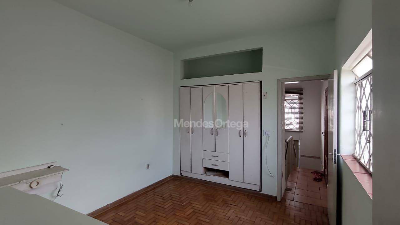 Casa à venda com 2 quartos, 80m² - Foto 12