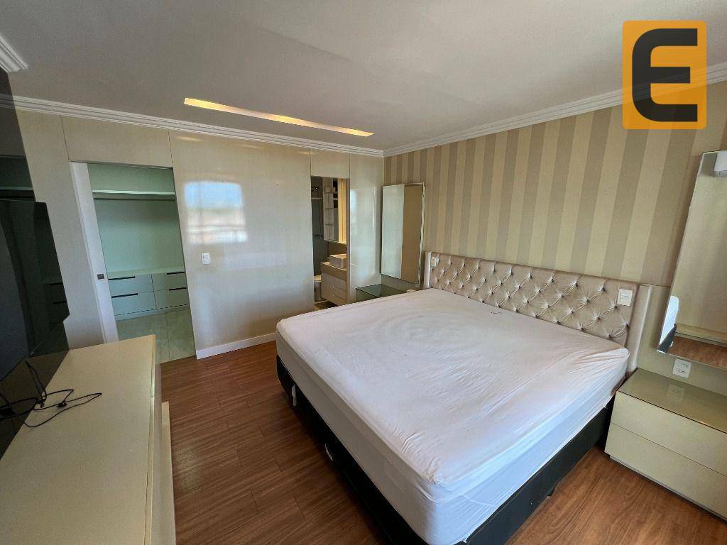 Apartamento à venda com 3 quartos, 221m² - Foto 22