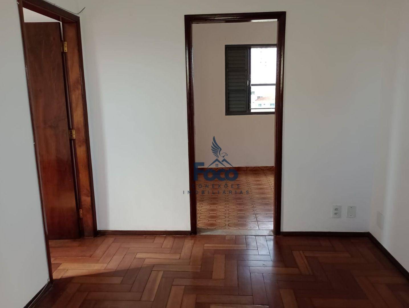 Apartamento à venda com 3 quartos, 90m² - Foto 3