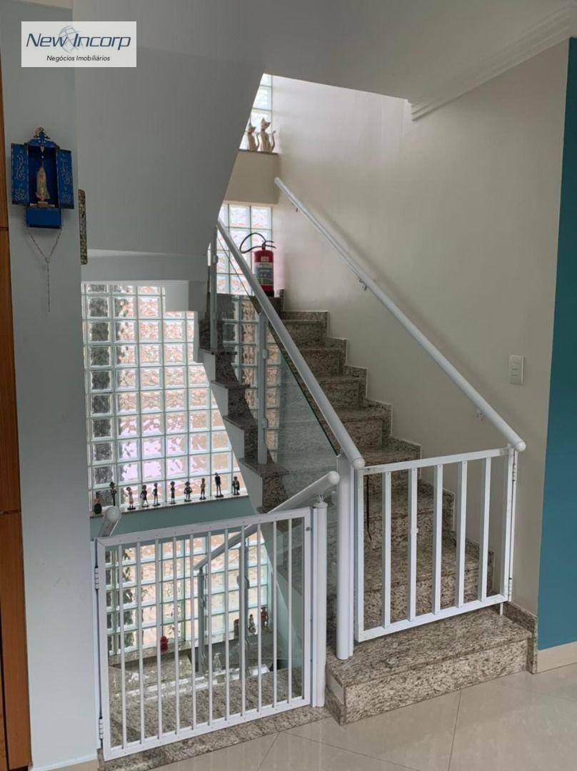 Sobrado à venda com 3 quartos, 250m² - Foto 21