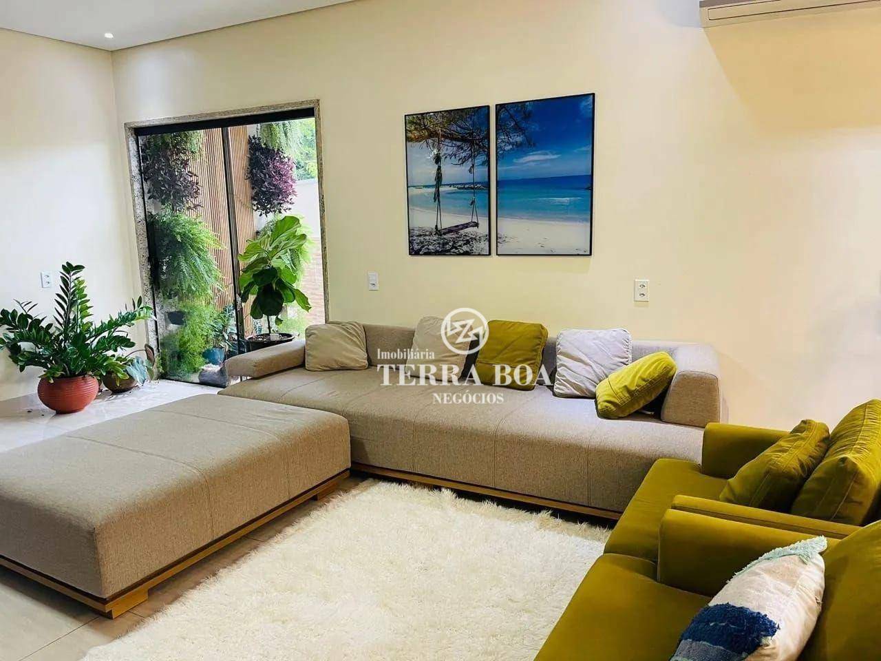 Casa de Condomínio à venda com 4 quartos, 250m² - Foto 2
