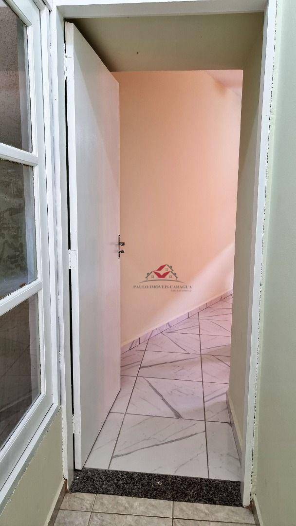 Casa à venda com 8 quartos, 300m² - Foto 63