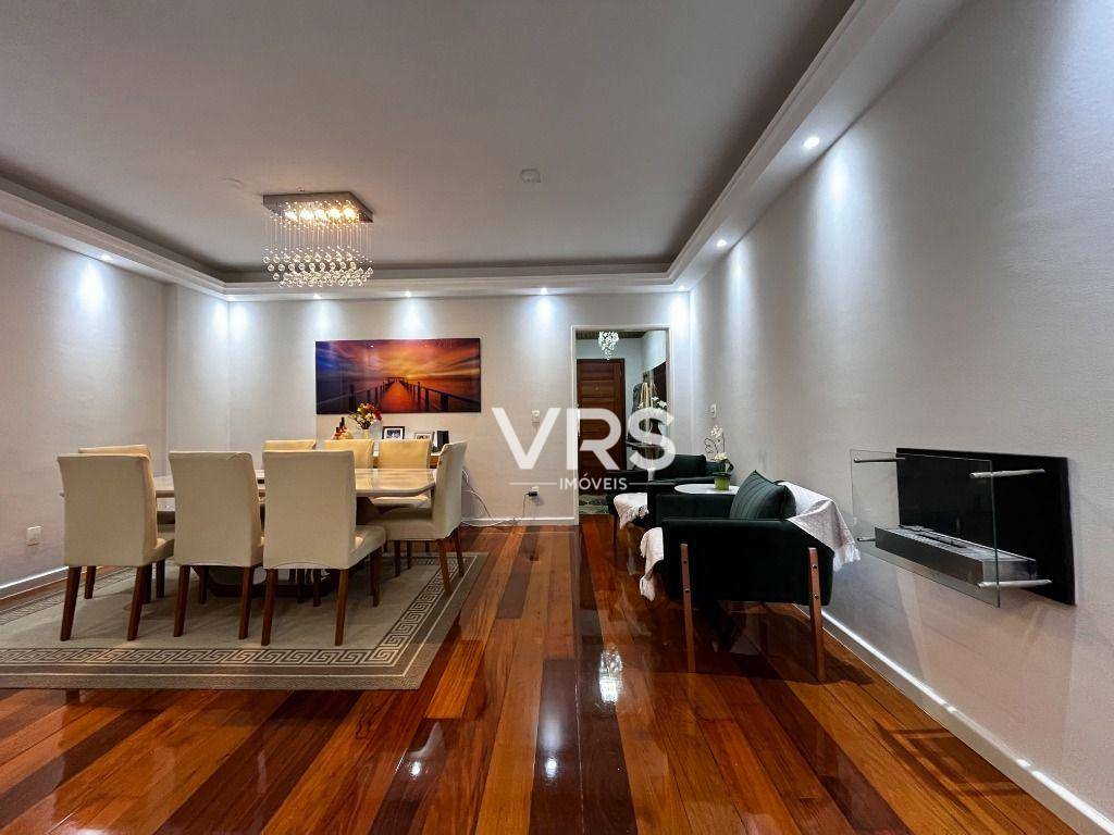 Apartamento à venda com 3 quartos, 132m² - Foto 1