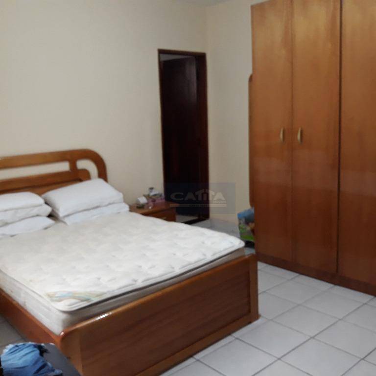 Sobrado à venda com 3 quartos, 250m² - Foto 17