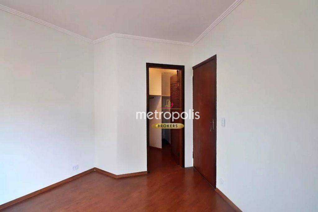 Casa de Condomínio para alugar com 4 quartos, 270m² - Foto 13