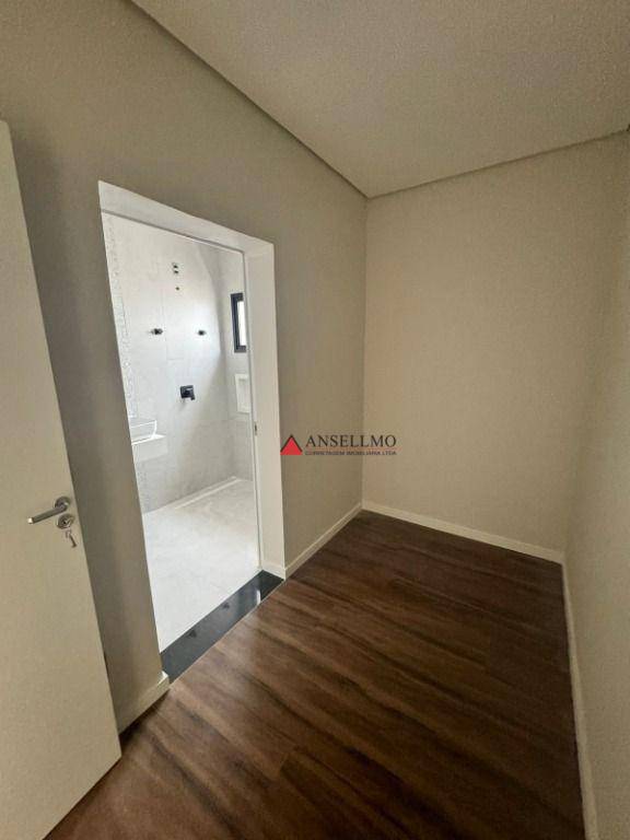 Casa de Condomínio à venda com 3 quartos, 220m² - Foto 12