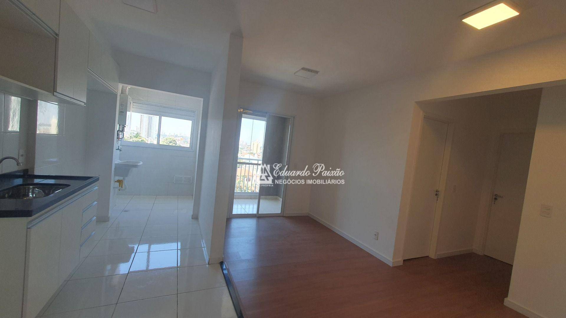 Apartamento para alugar com 2 quartos, 58m² - Foto 3