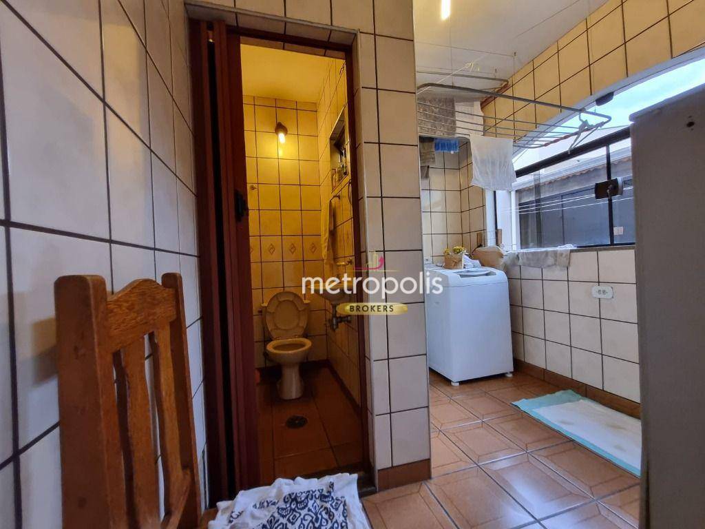 Sobrado à venda com 3 quartos, 250m² - Foto 24