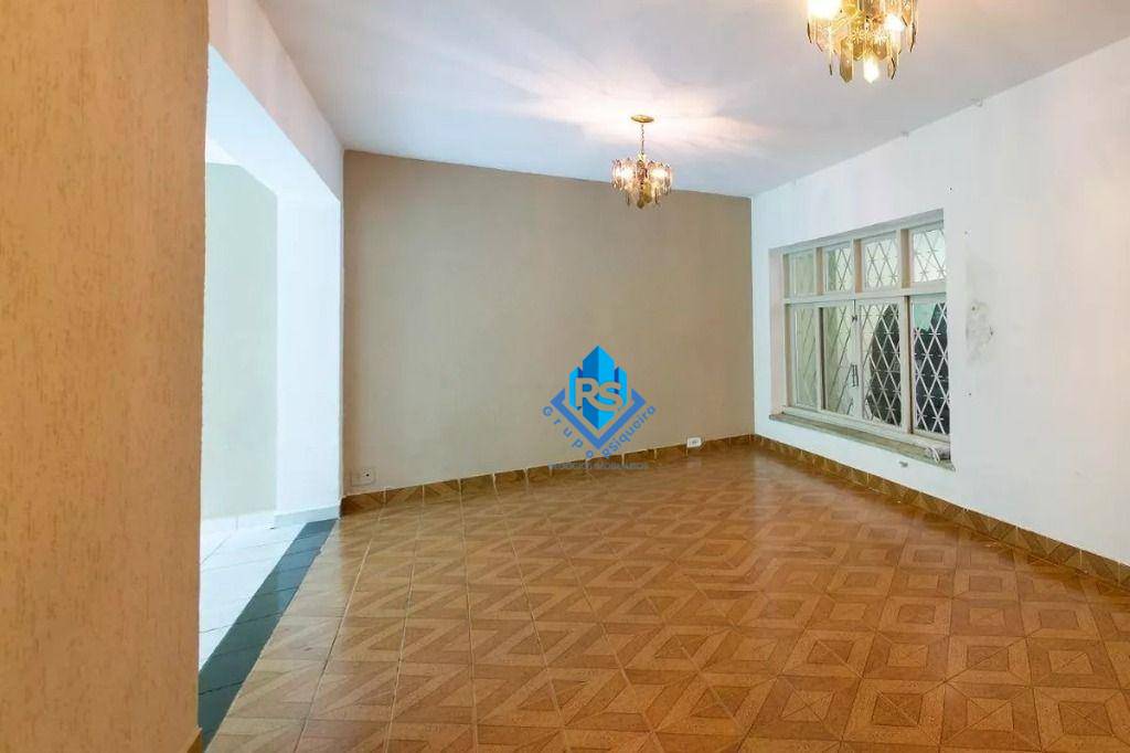 Sobrado à venda e aluguel com 3 quartos, 235m² - Foto 4