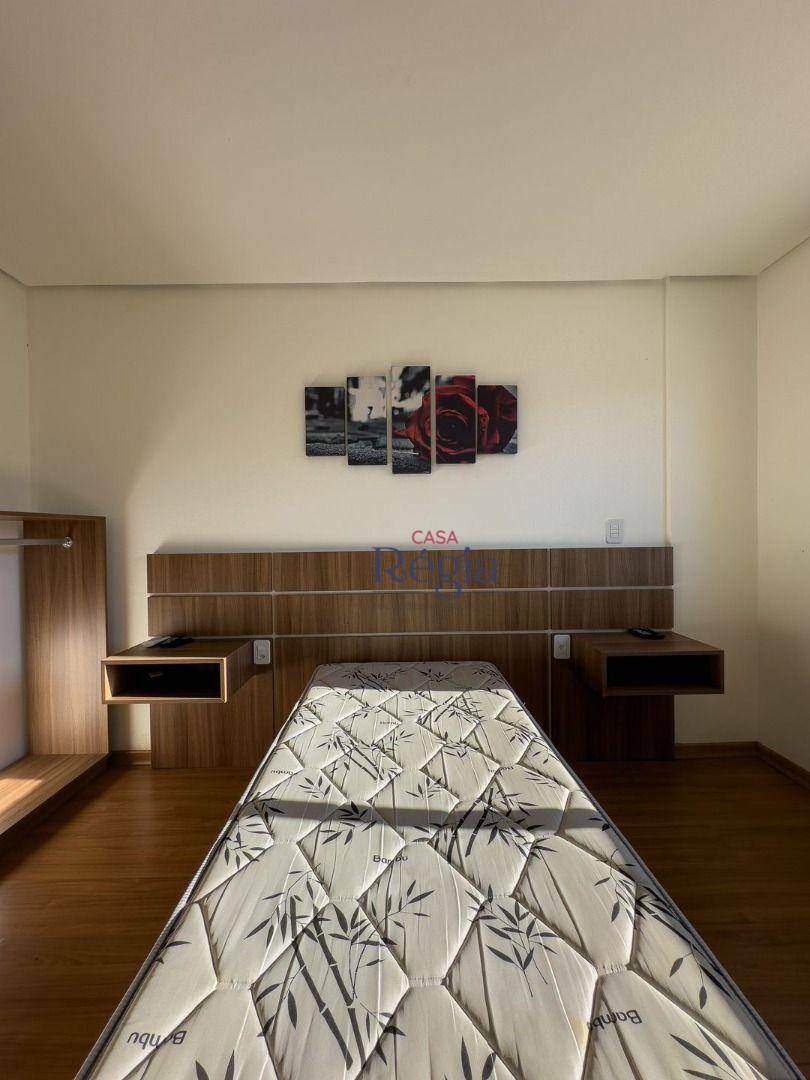 Apartamento à venda com 2 quartos, 75m² - Foto 30